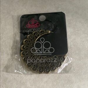 Paparazzi Gold Filigree Earrings